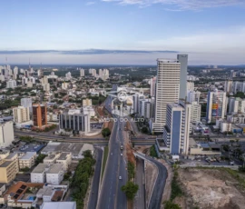 Obra de alargamento do viaduto sobre a Avenida do CPA Obra de alargamento do viaduto sobre a Avenida do CPA